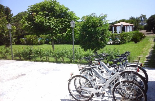Gorgo Lungo Villa | Spa Suite Cefalù Villa dell'Eden A, 2 bedrooms and sleeps 5.