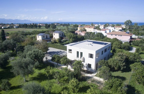 Gorgo Lungo House | Spa Suite Villa dell'Eden C unit 1 with a bedroom, 5 beds, Cir 19082044C217079