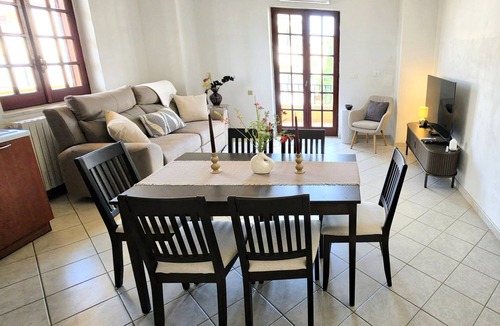 Santa Domenica Apartment | Spacious 3‑Bedroom with Wraparound Balcony, Sea Views & Steps to the Train
