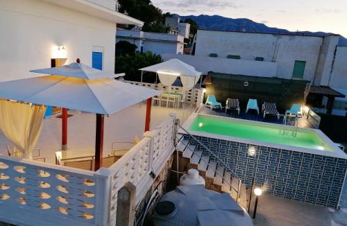 Alcamo Marina Apartment | Spacious apartment in Alcamo Marina 90 m² with shared pool