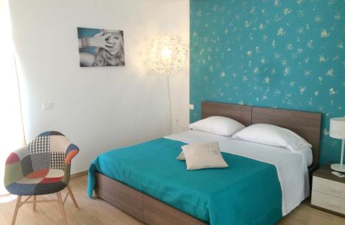 Pozzallo Apartment | Spacious Apartment in Pozzallo, 110m² with Pool and Sea View