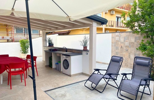 Milazzo Apartment | Spacious Seaside Villa for 10 People - Center of Milazzo Within Walking Distance