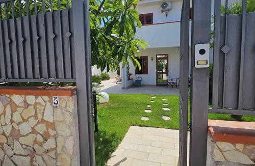 Isola delle Femmine Villa | Splendida Villa a 50 Metri dal Mare
