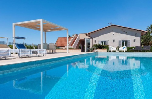 Terrasini Villa | Splendida Villa con vista mozzafiato e piscina