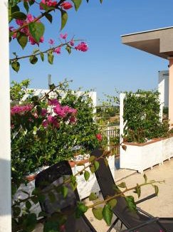 Solarino Apartment | Stella-Guesthouse - Terrazzo privato e relax vicino Siracusa
