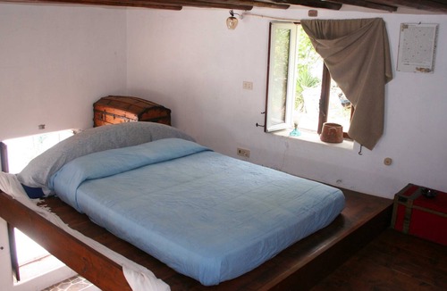 San Vincenzo Apartment | Stromboli, Panoramic House for Travelers