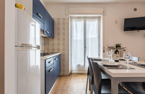 Malcesine Apartment | Studio 2 in "Residence la Pergola" with Balcony, Pool and Wi-Fi; Parking Available