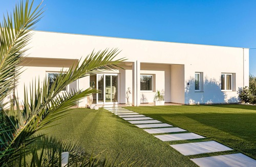 Marinella di Selinunte House | Stunning home in Castelvetrano