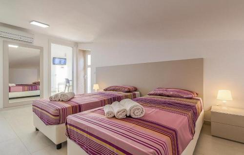 Santa Croce Camerina House | Stunning Home In Santa Croce Camerina With Wifi