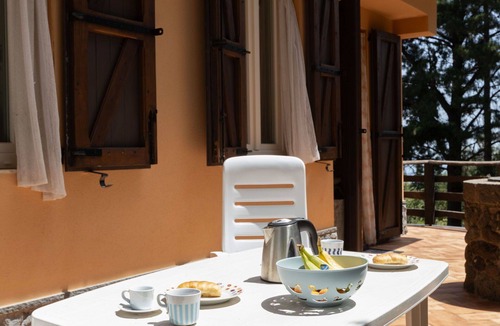 Linguaglossa Villa | Stunning private villa for 8 people with WIFI, TV and terrace