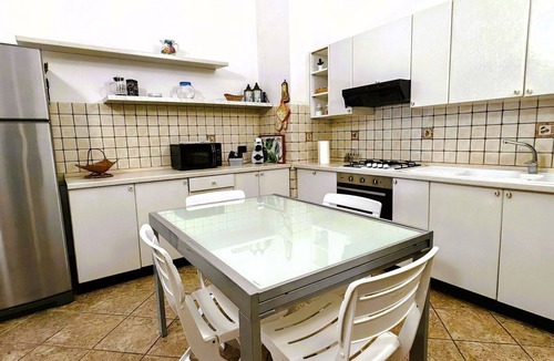 Ragusa Villa | Stunning private villa with A/C, hot tub, WIFI, TV, patio, pets allowed and panoramic view