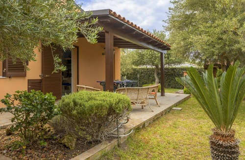 Cefalu Villa | Stunning private villa for 6 guests with A/C, WIFI, private pool, TV and patio