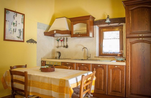 Loreto Villa | Stunning private villa for 8 guests with private pool, WIFI, terrace and pets allowed