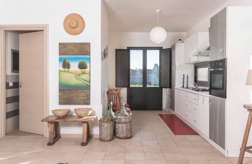 Ragusa Villa | Stunning private villa for 9 people with A/C, WIFI, TV, patio, pets allowed and panoramic view