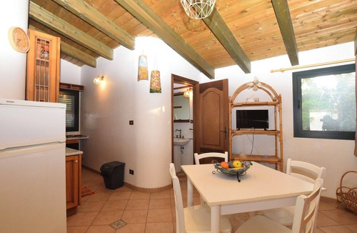 Chiaramonte Gulfi Villa | Stunning villa for 8 guests with WIFI, A/C, private pool, TV, veranda and panoramic view