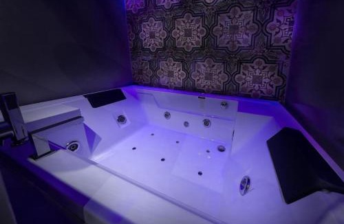 Corso dei Mille - Sant'Erasmo Bed & Breakfast | Suite del Ponte Normanno