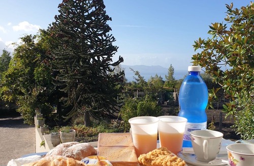 Trecase House | Suite Deluxe con Vasca e Terrazza, Struttura Situata Alle Pendici del Vesuvio