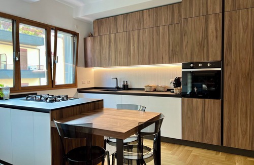 Ruggero Settimo Apartment | Suite house in the heart of Palermo