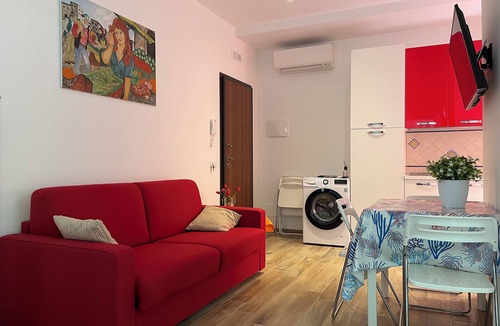 Castellammare del Golfo Apartment | Suite de la Sicilienne Deluxe in the center near the port and 200 mt from the sea