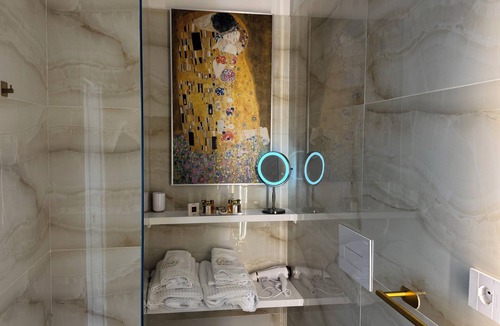 Reggio Calabria Bed & Breakfast | SUITE WITH BALCONY IN B&B AC GOLD BOUTIQUE