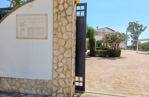 Borgo Bonsignore Apartment | Superior Apartment | with pool and breathtaking view to the sea