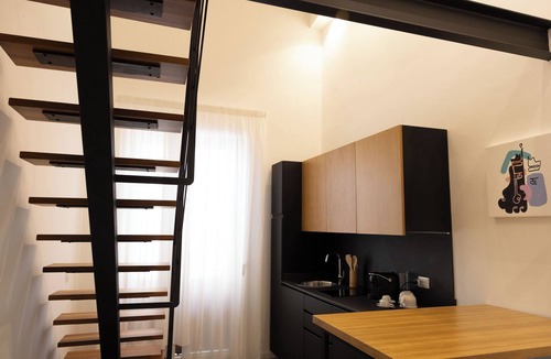 Bagheria Apartment | Superior Quadruple Upstairs Studio with Balcony