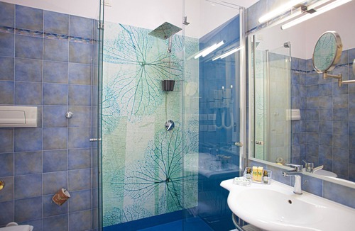 Localita Punta Fram Hotel | Suvaki Resort