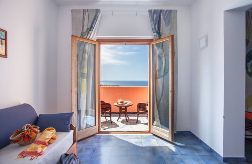 Localita Punta Fram Hotel | Suvaki Resort