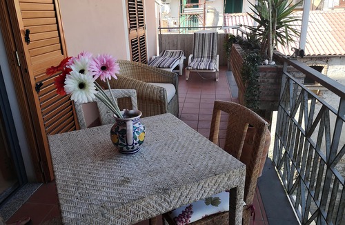 Mazzeo Apartment | Taormina by the sea, Casa Corallo (sea at 10 meters - private parking)