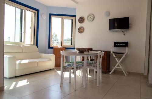 Mazzaro House | Taormina Isola bella suite