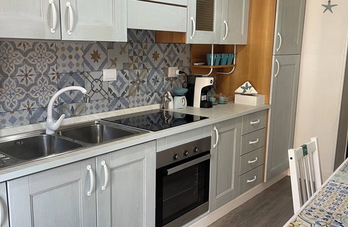 Santa Teresa di Riva Apartment | Taormina relaxation in cozy house a few steps from the beach self check-in