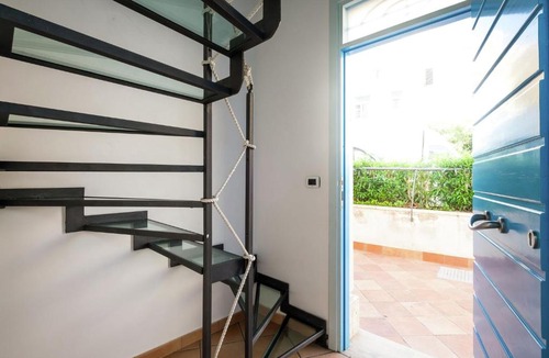 Porticello House | Tasteful holiday home in Santa Flavia with terrace