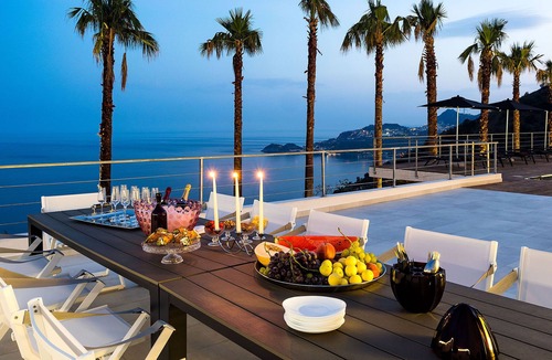 Letojanni Villa | Tauromenion: elegant villa with panoramic sea view