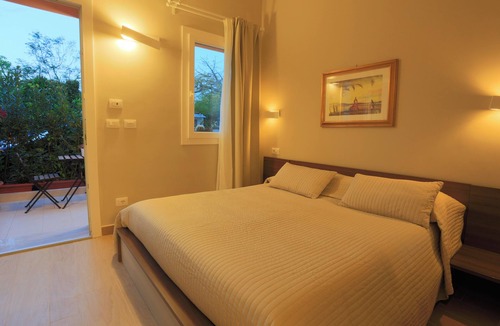 Syracuse Villa | Temenos Villa by Ortigia Apartments