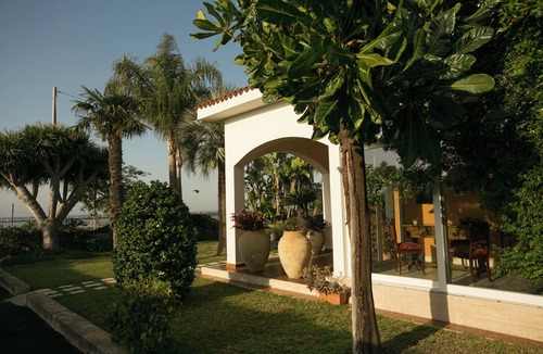 Syracuse Villa | Temenos Villa by Ortigia Apartments