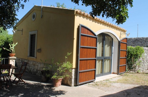 Pietre Nere San Zagaria House | Terrace On the Park - "Carretteria"