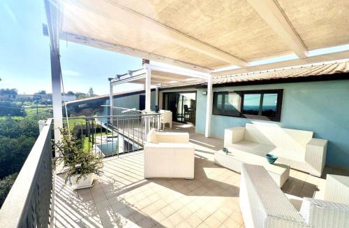 Pozzallo Apartment | Terrazza nel Blu - Attico Vista Mare con terrazza Panoramica