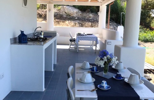 Vulcanello House | THE ABODE OF THE CAPER -LA DIMORA DEL CAPPERO