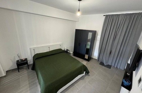 Caccamo Apartment | The courtyard holiday house