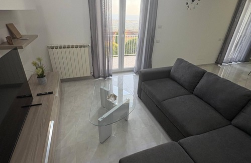 Montecorvino Pugliano Apartment | THE DREAM luxury house. Independent with suite and SPA and private garden