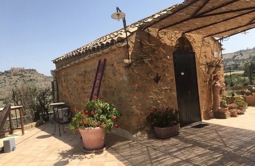 Agrigento Ski Chalet | "The Garden of Athena" suite evocative view of the Valley of the Temples.