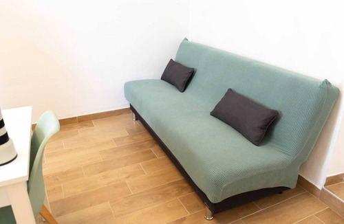 Altavilla Milicia Apartment | The House at the Corner Delightful apartment in the center
