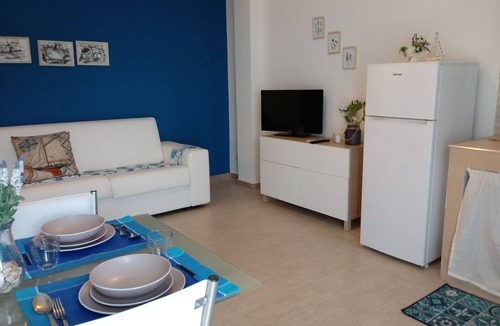 Balestrate Apartment | THE HOUSE ON THE SEA - Sailing Ship