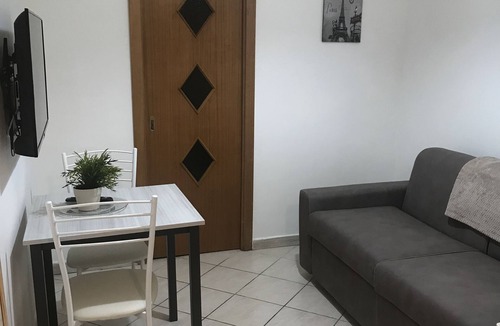 Santa Lucia Bed & Breakfast | The little house . where everything is within reach