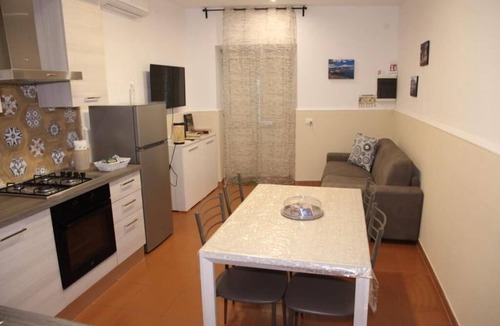 Gravina di Catania House | The Little House For You