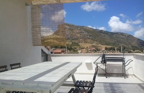 Collesano House | The Rooms of the Borgo holiday home