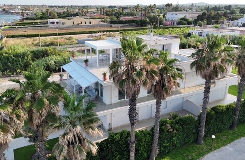 Avola Villa | The San Carlo Puntocom Paradiso, sea ​view, with swimming pool and parking