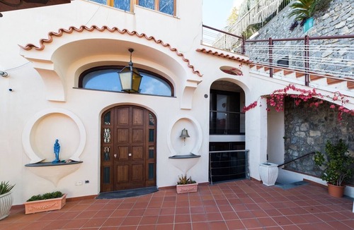 San Michele Villa | The Shipowner's Villa - your retreat with a view and patio