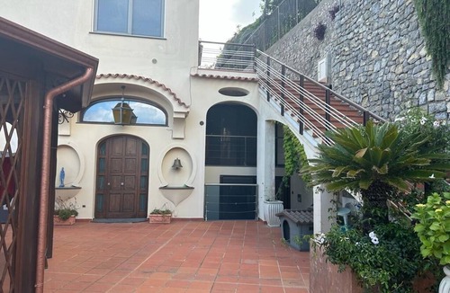 San Michele Villa | The Shipowner's Villa - your retreat with a view and patio