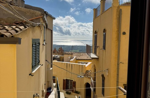 Agrigento Bed & Breakfast | The Stairways of Downtown Agrigento